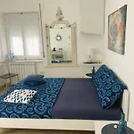 Soverhouse A Soverato Marina
