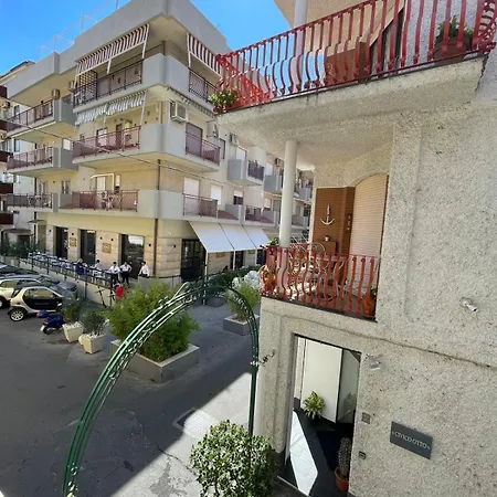 Soverhouse A Guest house Soverato Marina