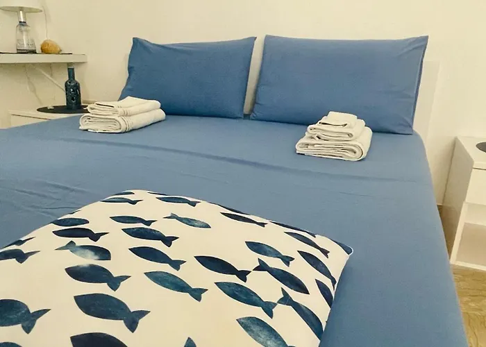 Soverhouse A Soverato Marina